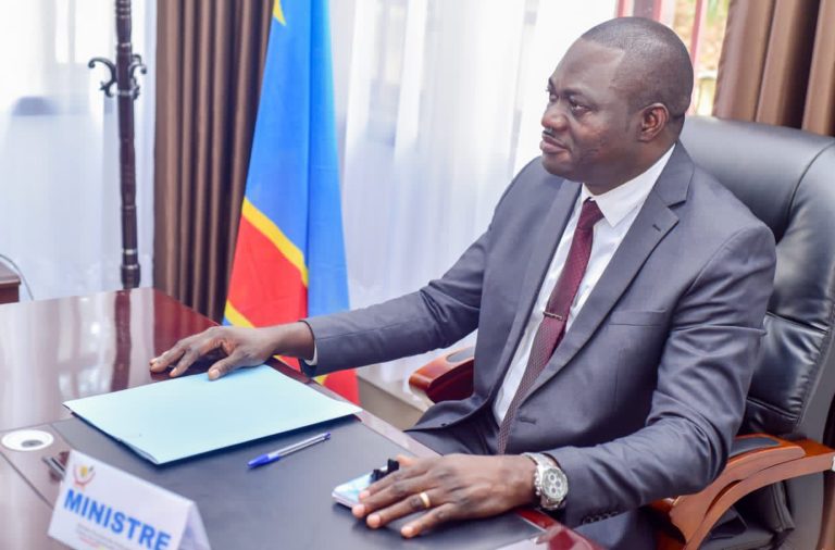 Hydrocarbures : ingénieur Nixon NZINGA à la tête du ministère provincial des hydrocarbures et création des opportunités des jeunes du Kongo central