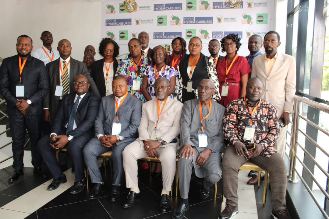 Douala/Cameroun : la délégation de la Direction générale des recettes des ressources naturelles de la République du Congo salue l’ouverture du Forum